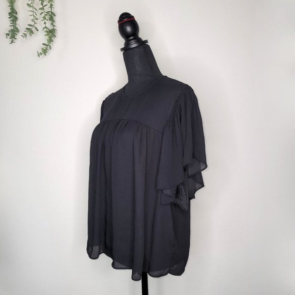 BLACK TOP FLUTTER SLEEVE - Picture 3 of 6